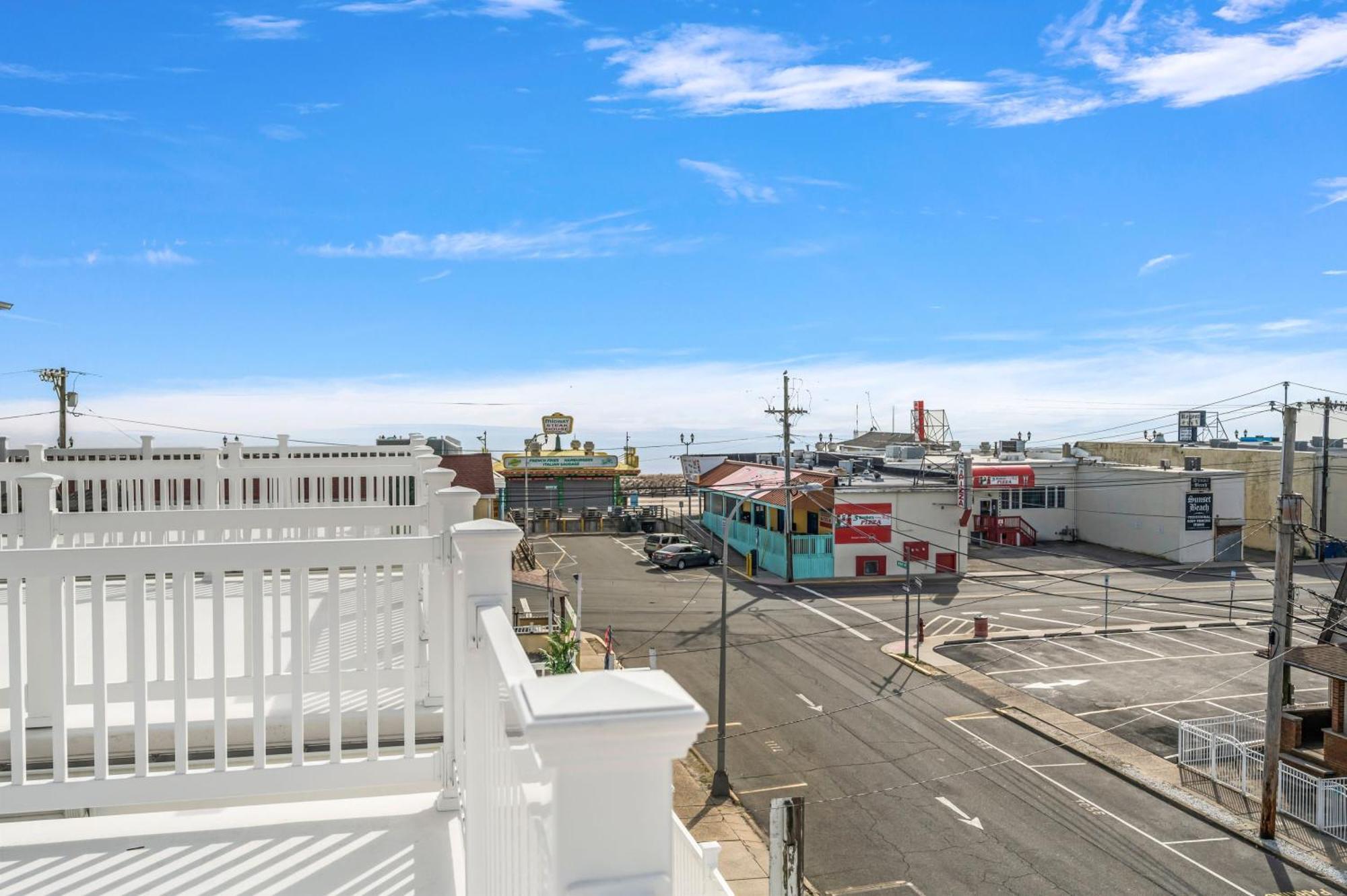 Willa Beach House Steps Away From The Boardwalk And Beach With Ocean Views In Seaside Heights! Zewnętrze zdjęcie